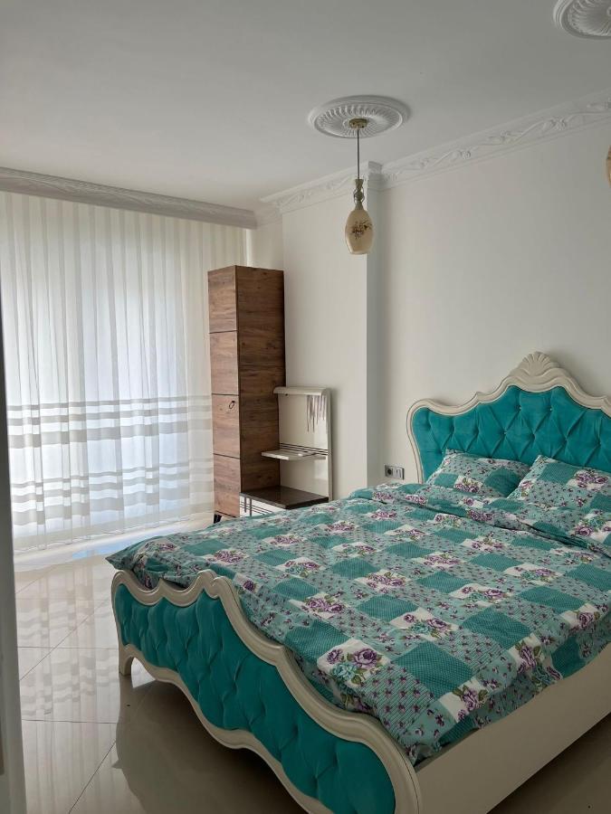 Lagenheter I Yekta Sobieski Development. Apartament